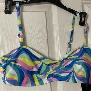 Colorful Swirl Bikini Top and‎ bottoms! NWT!